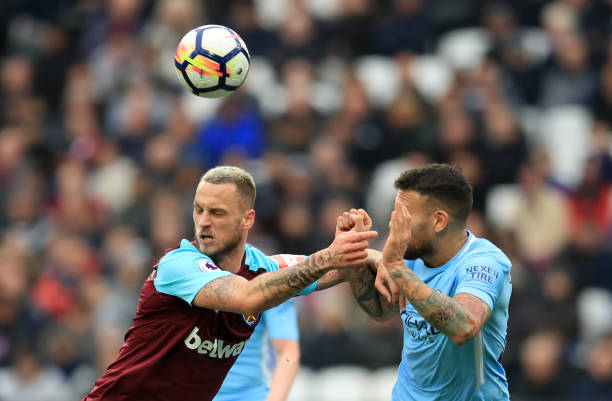 他不仅仅是 他不仅仅是