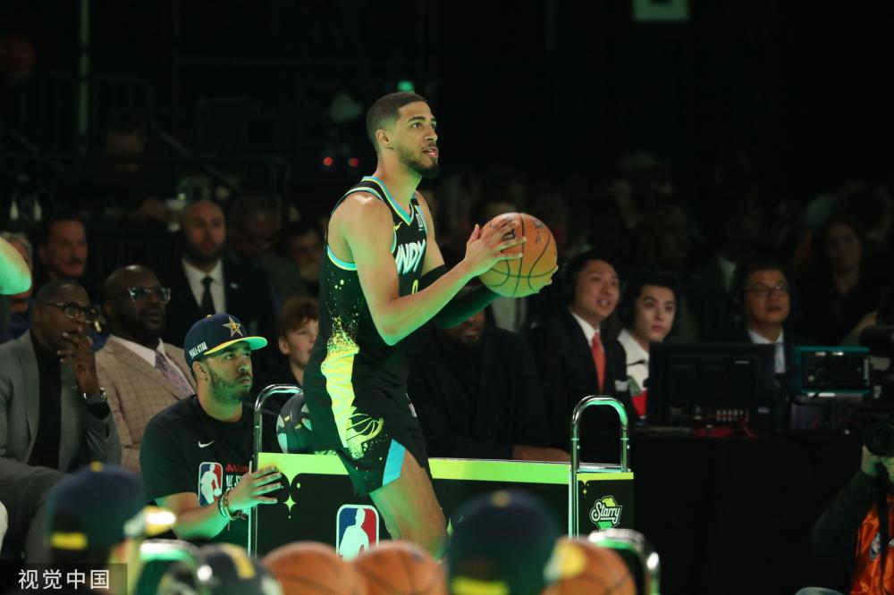 对手在防守 对手在防守