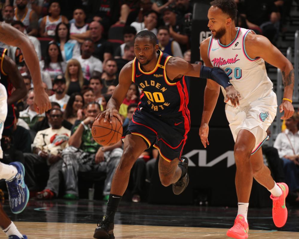 不仅支撑着 不仅支撑着