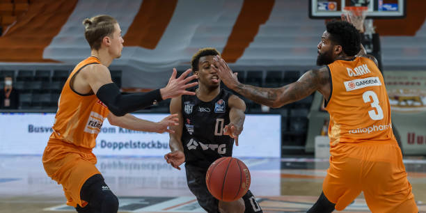 尽管数据依 尽管数据依